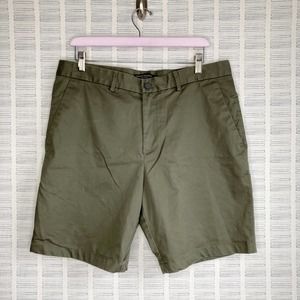 Banana Republic Green Aiden Shorts